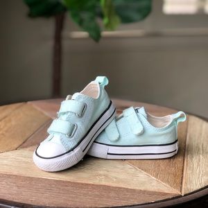 Green Easy-On Converse All Star Shoes